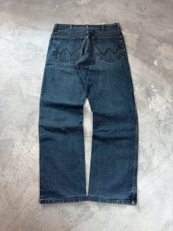 Vintage Bootcut Jeans 01